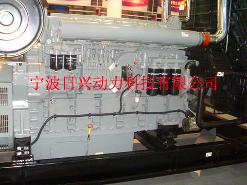 三菱S16柴油機(jī)停機(jī)電磁鐵的拆卸、檢測