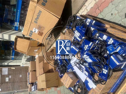 珀金斯1104S-44發(fā)動(dòng)機(jī)原廠(chǎng)配件：動(dòng)力核心的可靠保障